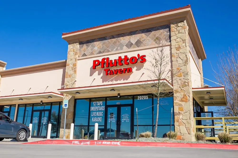The Pflutto's Tavern storefront in Pflugerville